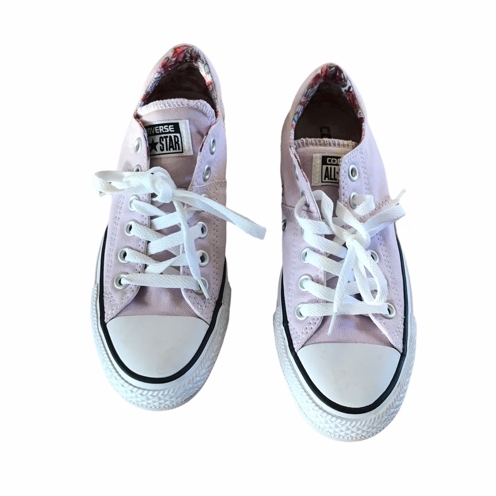 💥SALE💥Converse Lavender purple Converse All Star Chuck Taylor’s 7